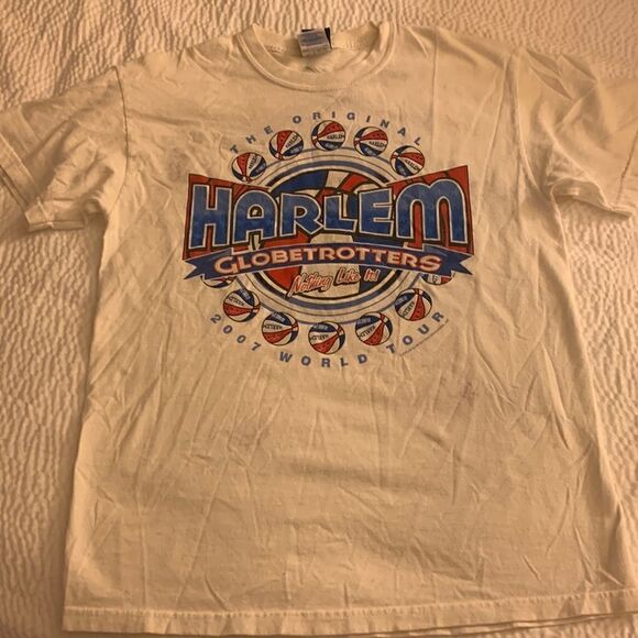 HARLEM GLOBETROTTERS, vintage Autographed T shirt, 2007 world tour, Medium - Picture 2 of 10